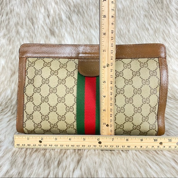 Gucci Parfums Sherry Clutch Bag - Picture 12 of 13